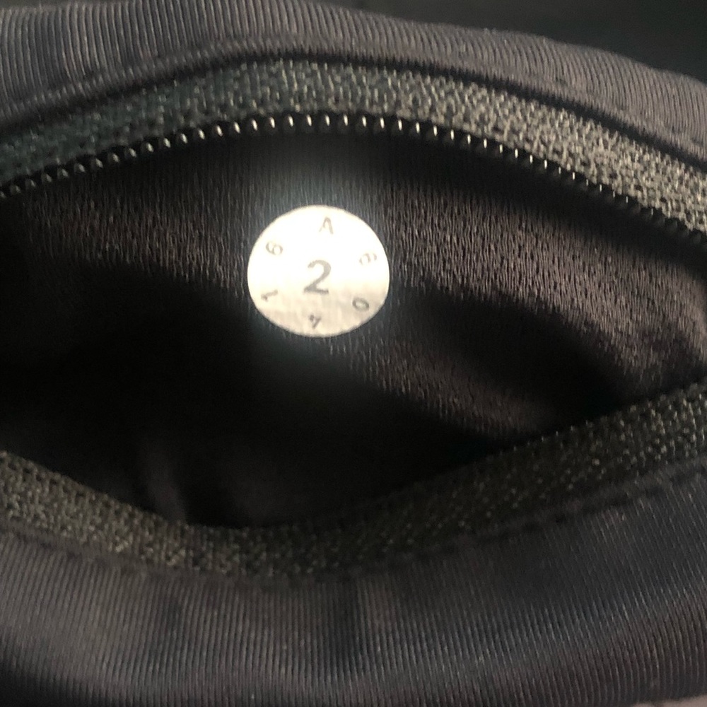 Lululemon Speed Short - Picture 9 of 10